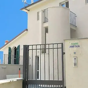 https://il-pescemagra-hostelameglia.hotelitalianriviera.com